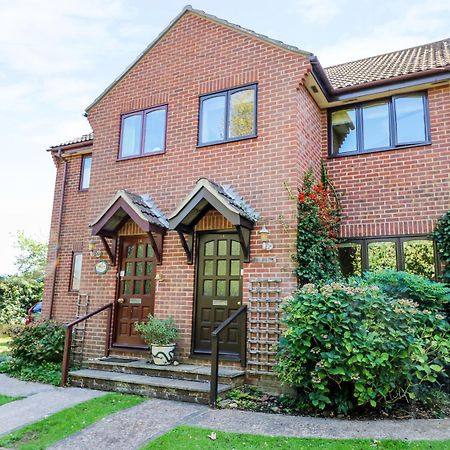 Fieldside Villa Freshwater Exterior photo