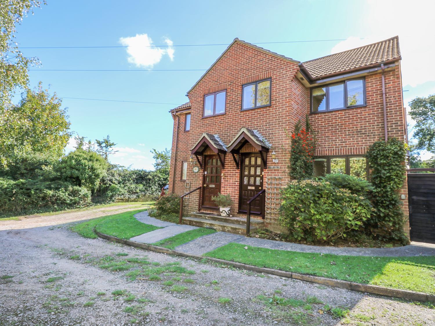 Fieldside Villa Freshwater Exterior photo